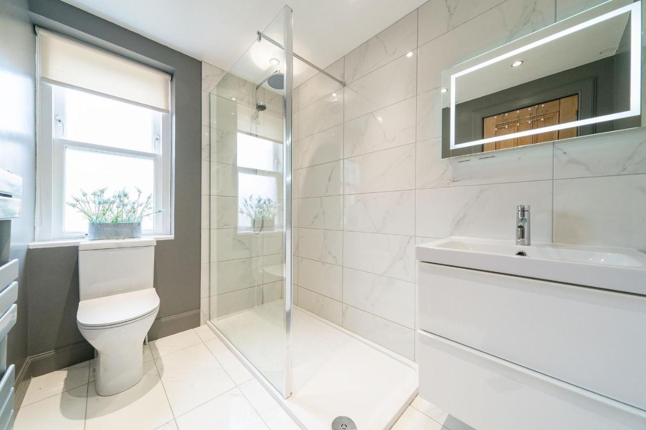 Heritage Quarter Apartment Dunfermline Bagian luar foto