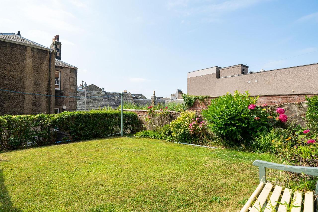 Heritage Quarter Apartment Dunfermline Bagian luar foto